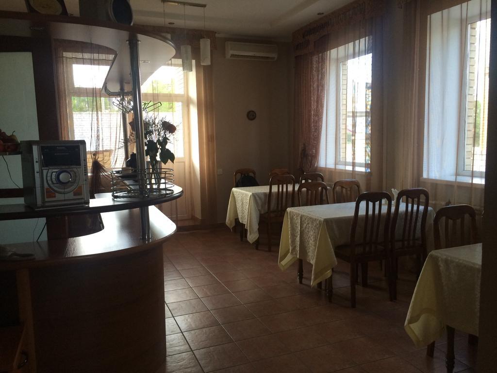 Altyn Adam Hotel Pavlodar Esterno foto